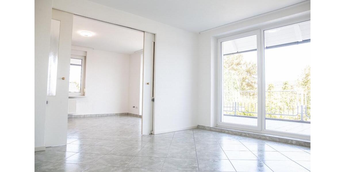 Erdgeschoßwohnung Breitenworbis - 4 Zimmer, 175 m&sup2;, 995&euro; | Angebot:27637935