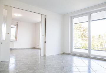 Wohnung Breitenworbis - 4 Zimmer, 175 m&sup2;, 995&euro; | Angebot:27637935