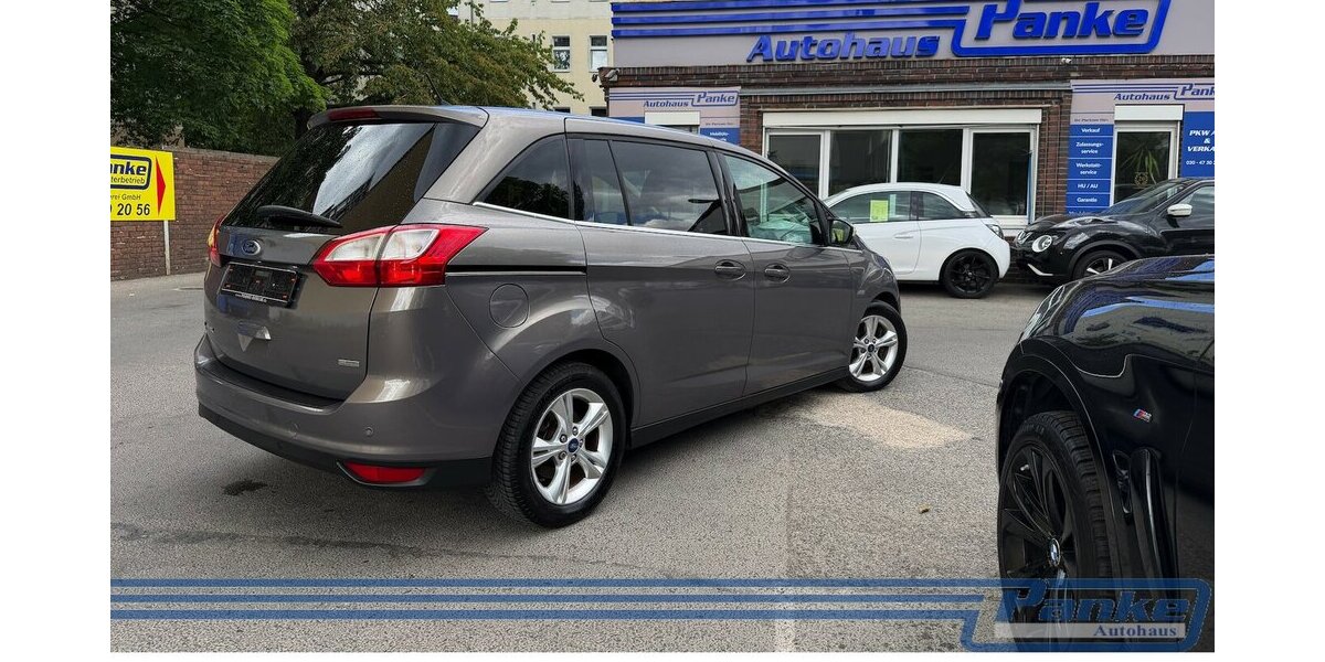 Ford Grand C-Max Champions Edition*SHZ*PDCv+h* 176.659 km 4.890 &euro; Berlin 13187