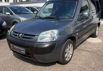 Peugeot Partner 160.000 km 2.990 &euro; Lage 32791