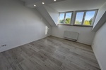 4 Raum Dachgeschoss Wohnung mit Einbauküche, Waschmaschine und Balkon! - Dachgeschoßwohnung Gera Zwötzen | Angebot:27656434