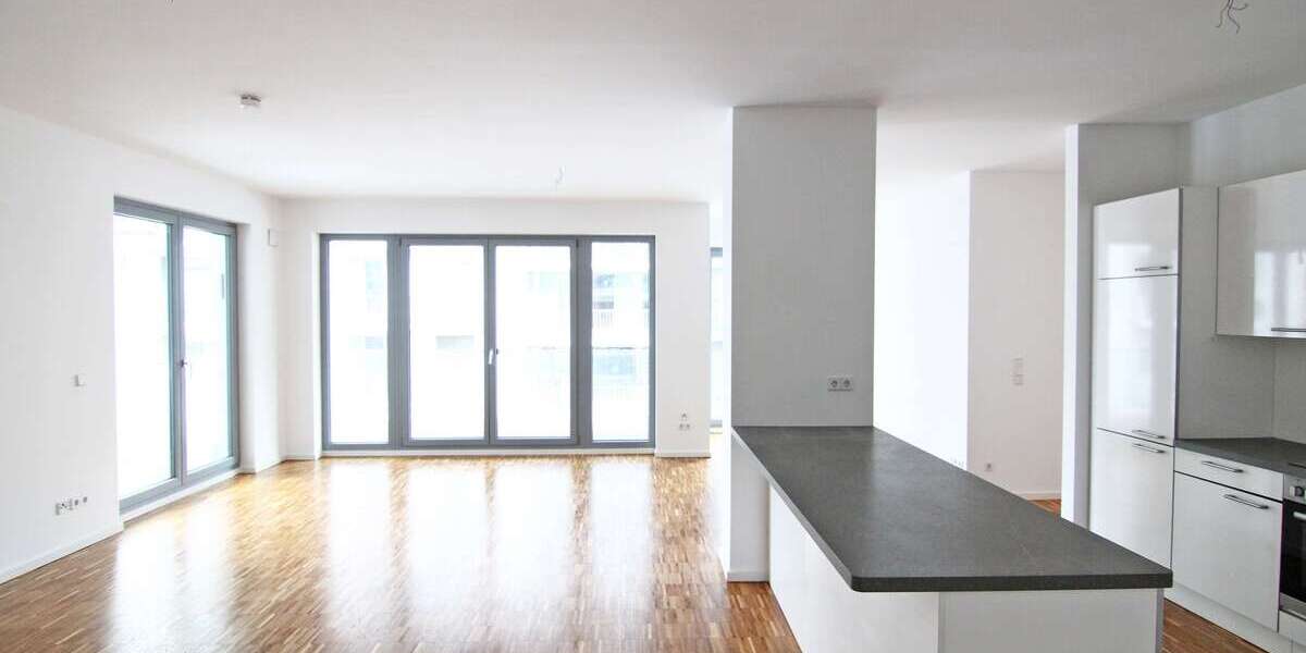 Etagenwohnung Berlin Mitte - 3 Zimmer, 113 m&sup2;, 2.317&euro; | Angebot:27296092