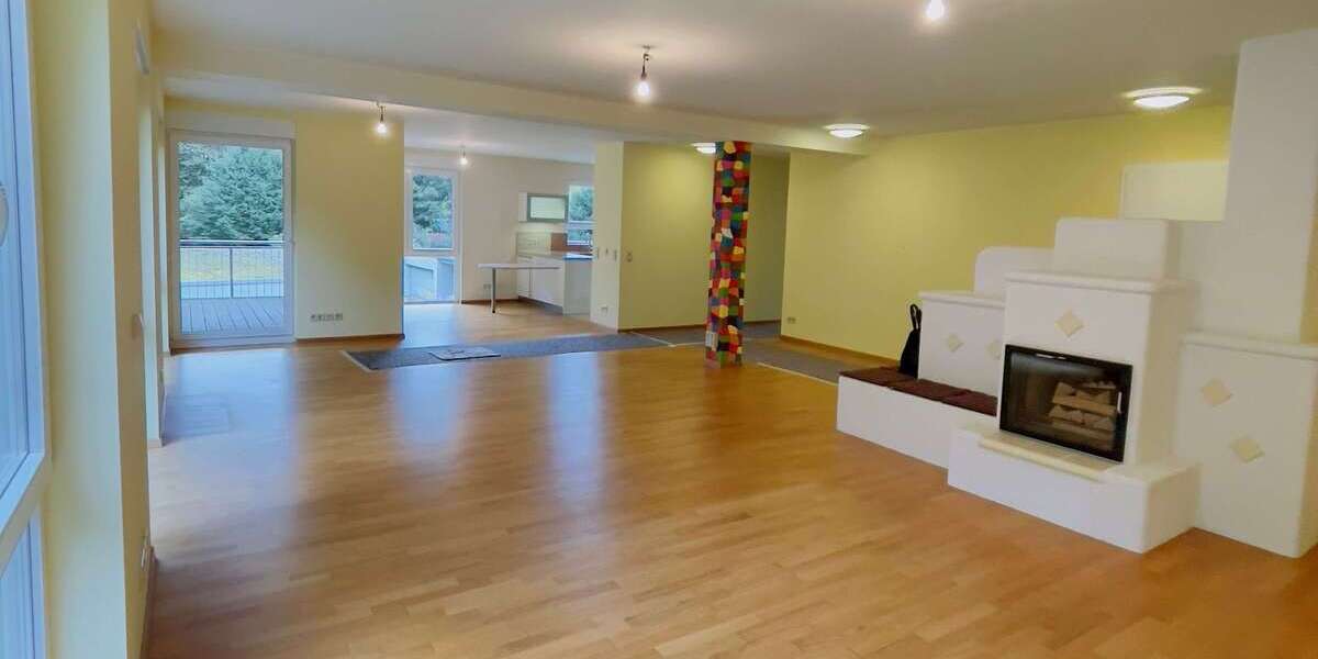Etagenwohnung Eschborn - 5 Zimmer, 220 m&sup2;, 2.500&euro; | Angebot:27191747