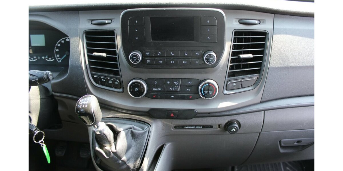 Ford Tourneo Custom 320 L1H1 VA - 8-Sitzer - 224.945 km 9.980 &euro; Euskirchen 53881
