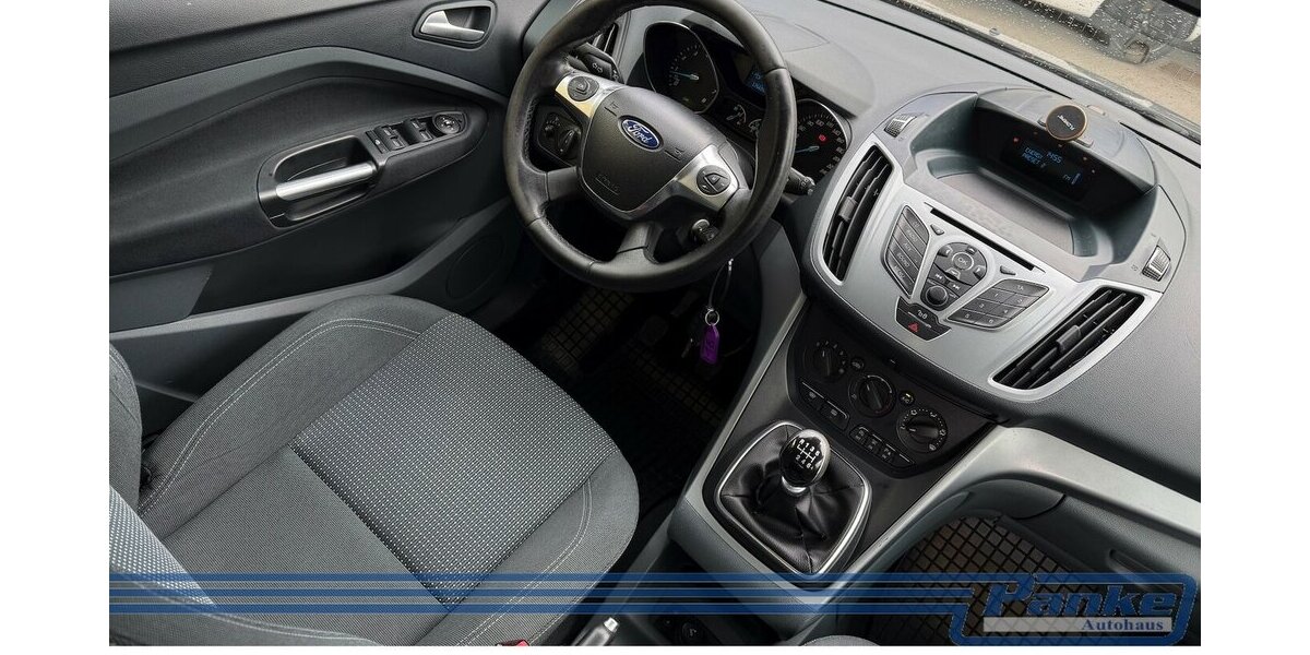 Ford Grand C-Max Champions Edition*SHZ*PDCv+h* 176.659 km 4.890 &euro; Berlin 13187