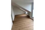 Dachgeschoßwohnung Flensburg - 4 Zimmer, 77 m&sup2;, 1.199&euro; | Angebot:27637272