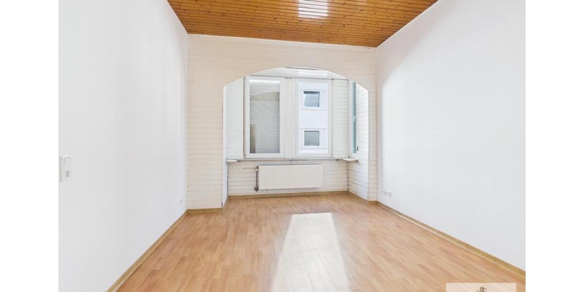 Etagenwohnung Saarbrücken Malstatt - 4 Zimmer, 86 m&sup2;, 800&euro; | Angebot:27638496