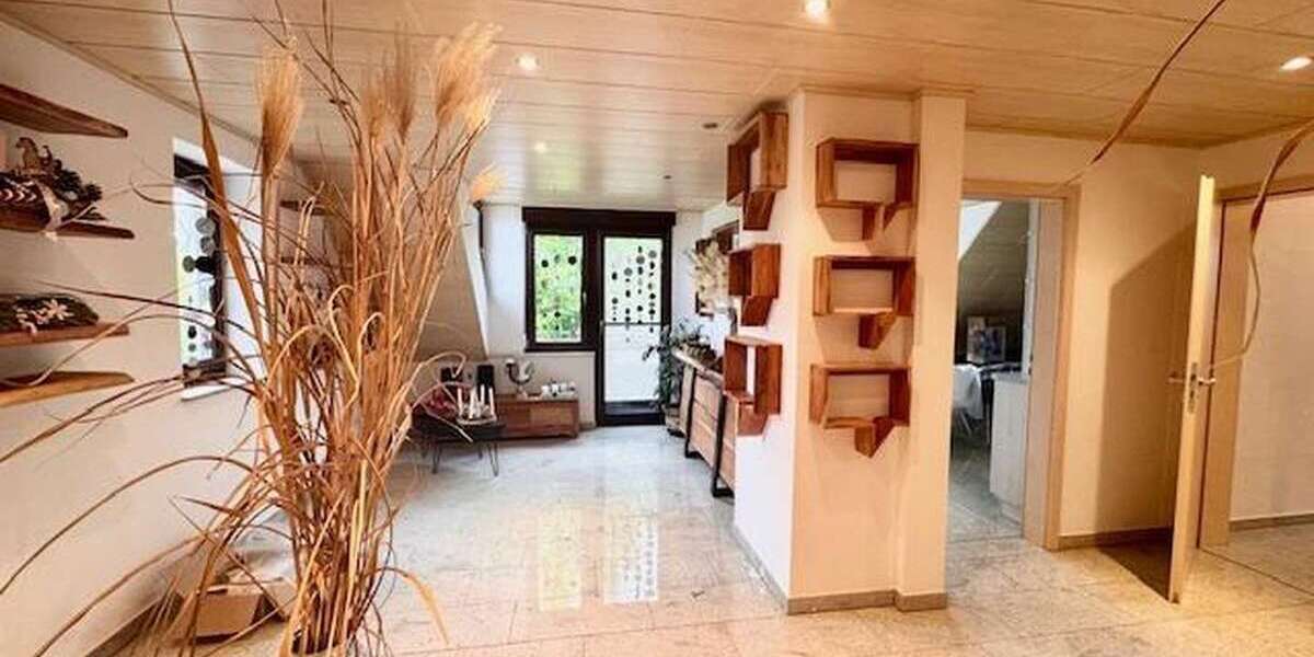 Etagenwohnung Reckendorf - 3 Zimmer, 86 m&sup2;, 860&euro; | Angebot:27287813