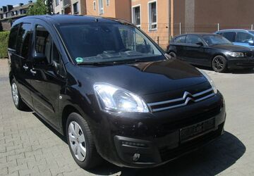 Citroen Berlingo 95.450 km 8.999 &euro; Oberhausen 46117