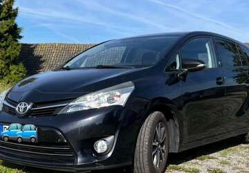 Toyota Verso 230.000 km 4.900 &euro; Düsseldorf, Stadt 40239
