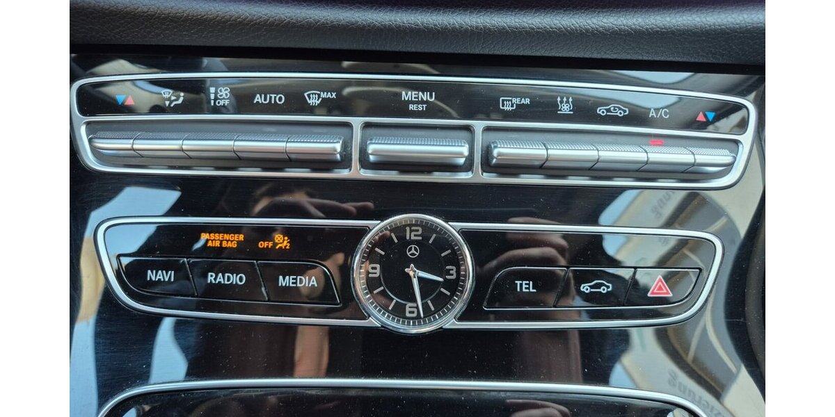 Mercedes-Benz E 400 d T 4M Standheizung, Rückfahrkamera, AHK, Co 203.000 km 17.990 &euro; Rodgau 63110