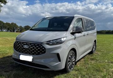 Ford Tourneo Custom 32.000 km 51.990 &euro; Löptin 24250