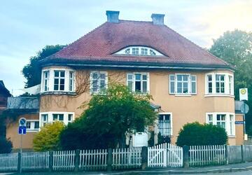 Wohnung Hildburghausen - 4 Zimmer, 85 m&sup2;, 720&euro; | Angebot:27638035