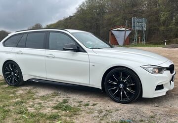 BMW 318 239.700 km 9.444 &euro; Hamburg 21075